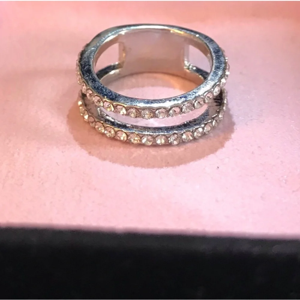 Silver Crystal Double-Band Fashion Ring